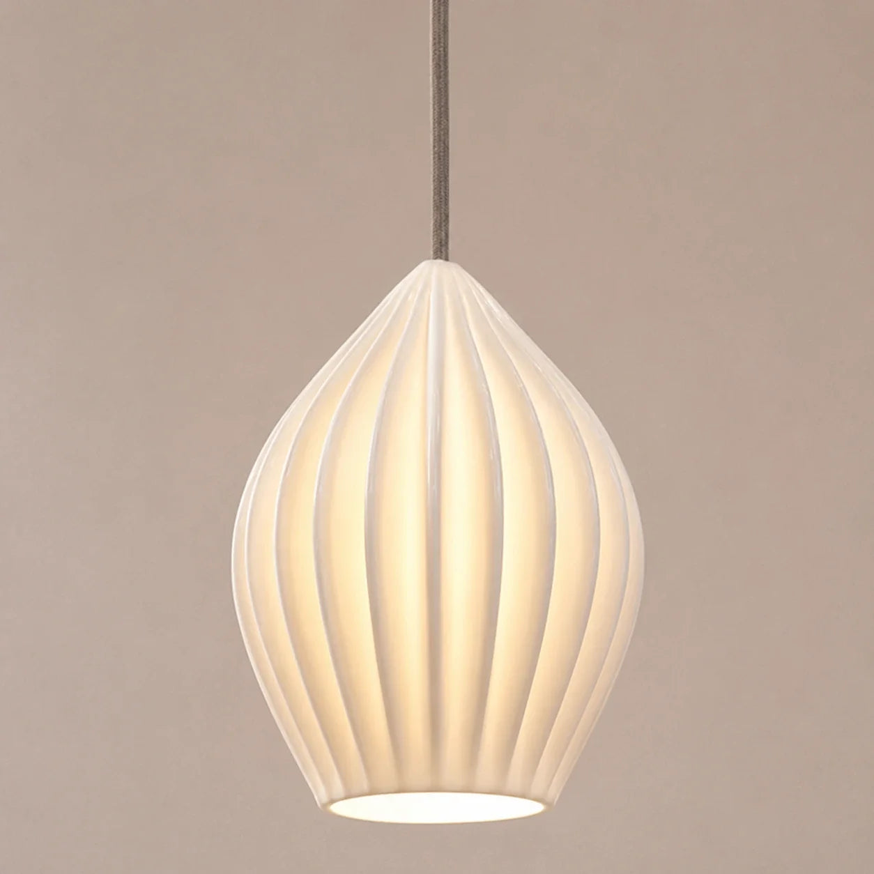 Ribbed Ceramic Pendant Light