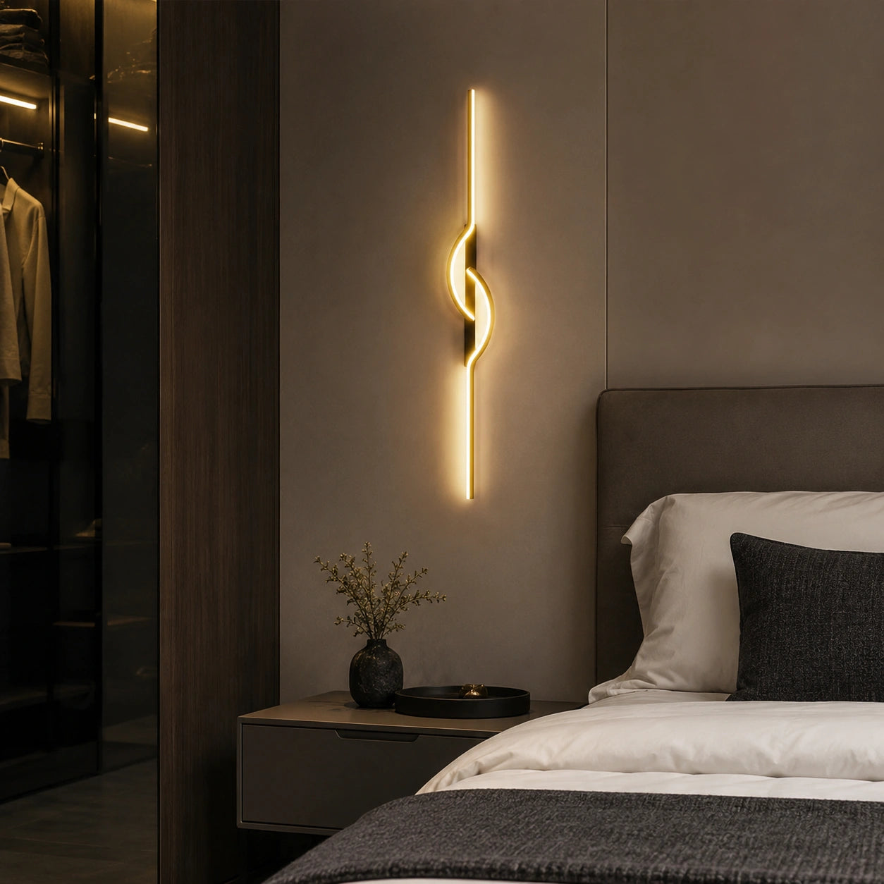 Minimalist LED Wall Lamp for Indoor Lighting