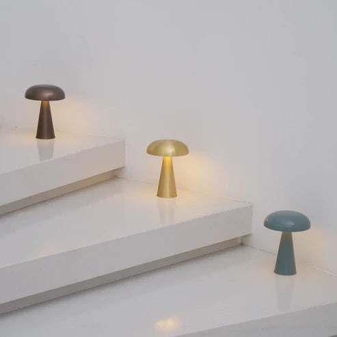 Battery table lamps in different finishes