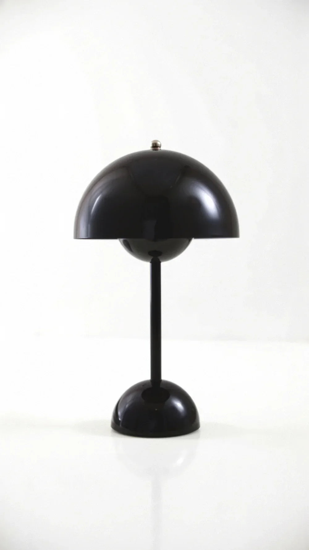 Black cordless dome table lamp