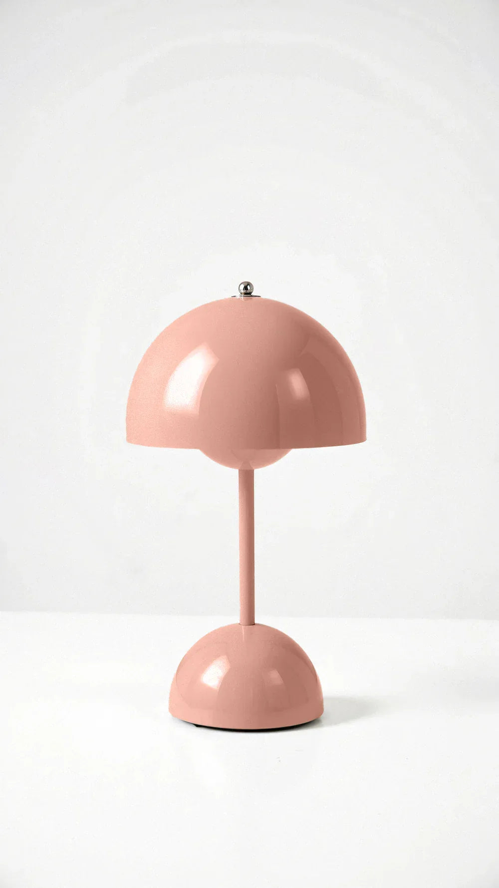 Pink cordless dome table lamp
