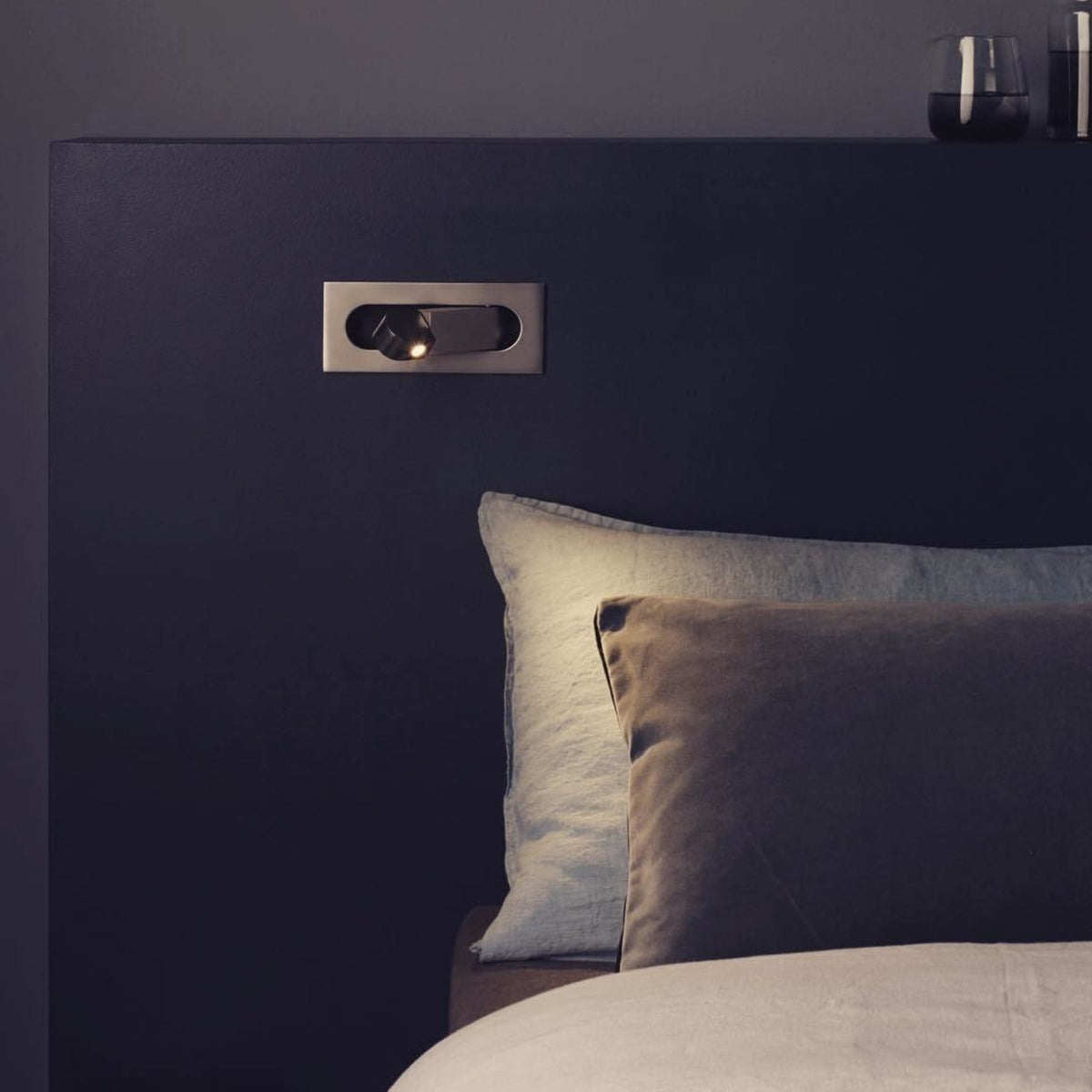 Foldaway Aluminium Reading Wall Light — product view 33