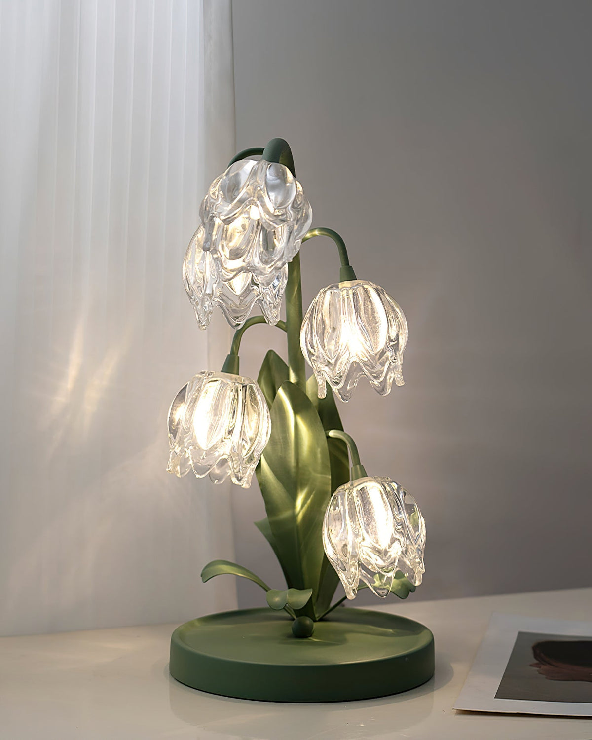 Lily-inspired glass table lamp with green metal stem 8