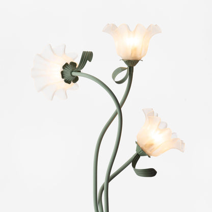Three-head green flower lamp with leaf detailing