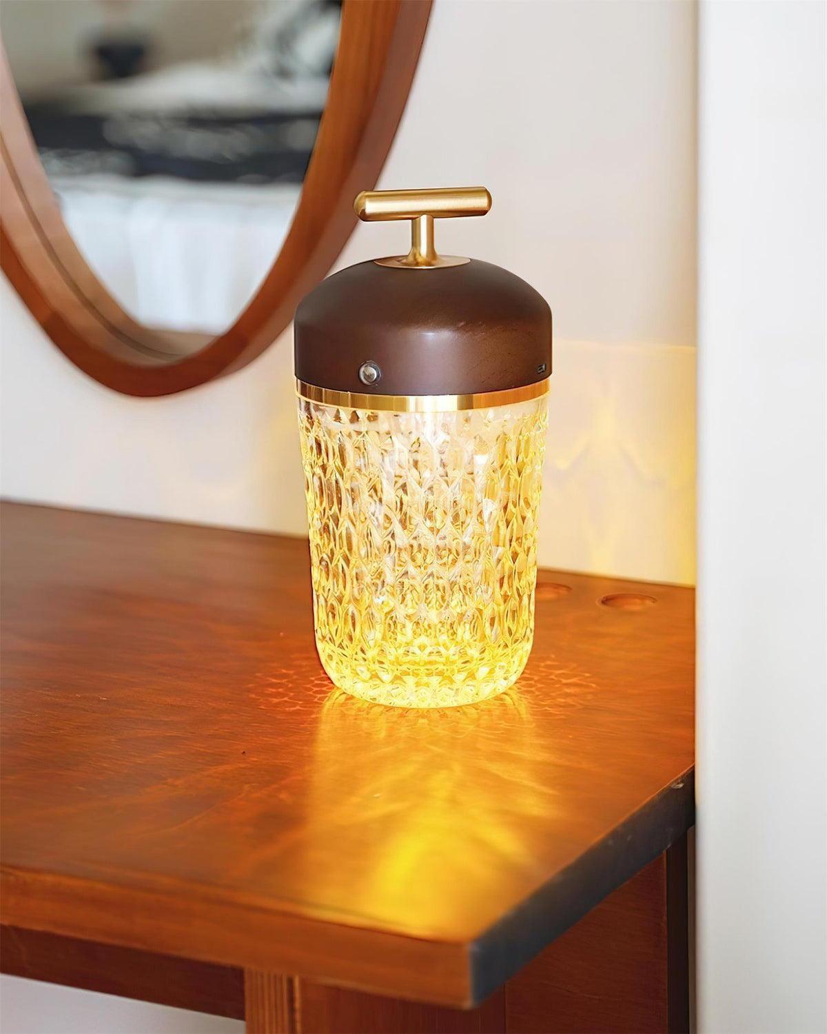Faceted crystal glass table lamp with brown top and gold-tone carry handle 41