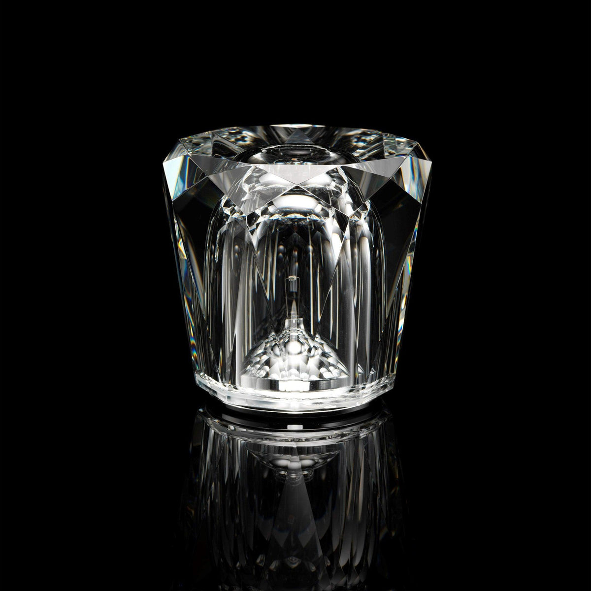 Mini faceted crystal glass table lamp with warm ambient glow 54