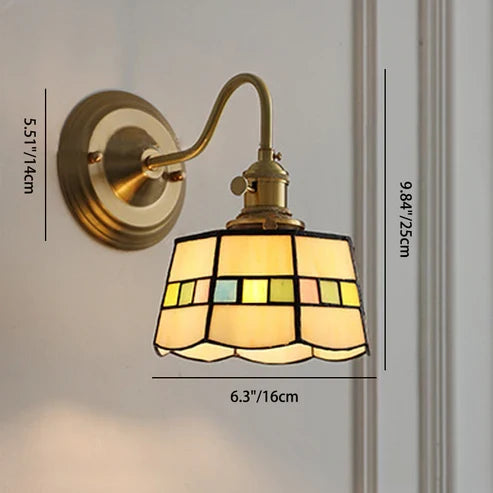 Flared Tiffany-style wall lamp dimensions